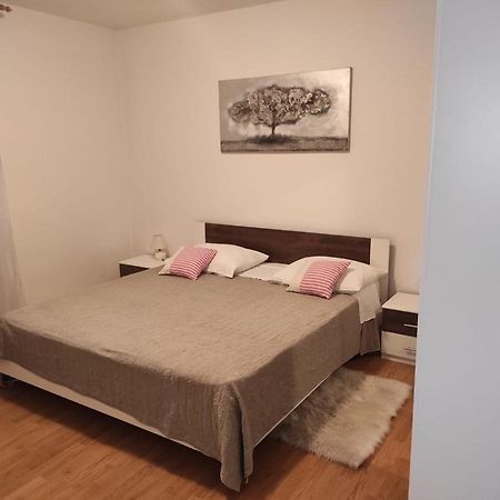 Apartmani Dominik Zadar Exterior photo